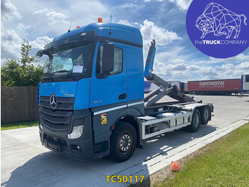 Camião transportador de contêineres/ Caixa móvel MERCEDES-BENZ Actros 2645