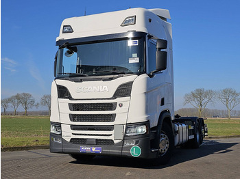 Camião transportador de contêineres/ Caixa móvel SCANIA R 450