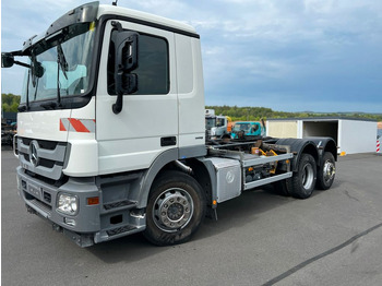 Camião chassi MERCEDES-BENZ Actros 2532