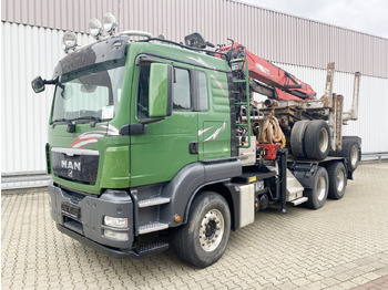 Camião de transporte de madeira MAN TGS 26.480