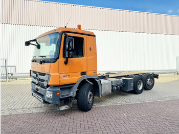 Camião polibenne MERCEDES-BENZ Actros 2541