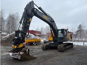 Escavadeira VOLVO EC300EL