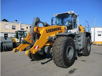 Pá carregadora de rodas LIEBHERR L 576