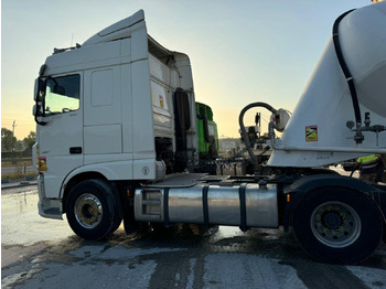 Tractor DAF XF 530