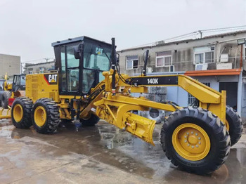 Motoniveladora CATERPILLAR 120H