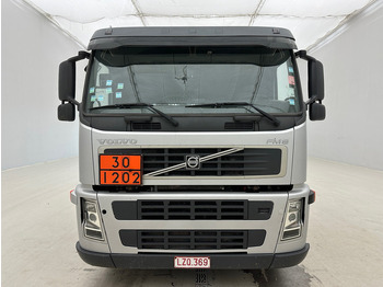 Caminhão tanque Volvo FM9.260: foto 2