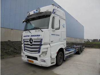 Camião chassi MERCEDES-BENZ Actros 2542