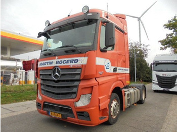 Tractor MERCEDES-BENZ Actros 1840