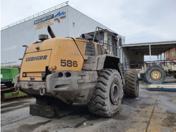 Pá carregadora de rodas LIEBHERR L 586