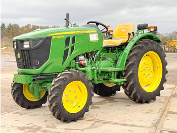 Trator JOHN DEERE 2000 Series