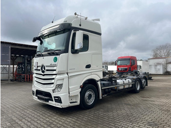 Camião chassi MERCEDES-BENZ Actros 2545