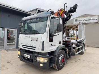 Camião transportador de contêineres/ Caixa móvel IVECO EuroCargo