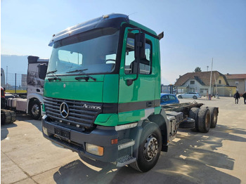 Camião chassi MERCEDES-BENZ Actros 2640