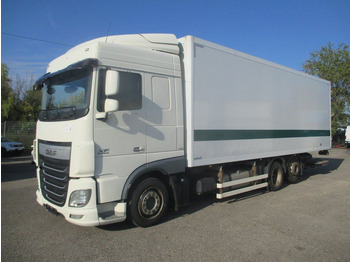 Camião furgão DAF XF 450