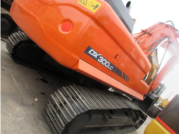 Escavadora de rastos DOOSAN DX300LC