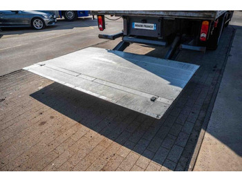 Camião frigorífico Renault MIDLUM 280DXI+POUSSIN/CHICKEN/KUIKEN/KÛKEN: foto 5 Camião frigorífico Renault MIDLUM 280DXI+POUSSIN/CHICKEN/KUIKEN/KÛKEN: foto 5