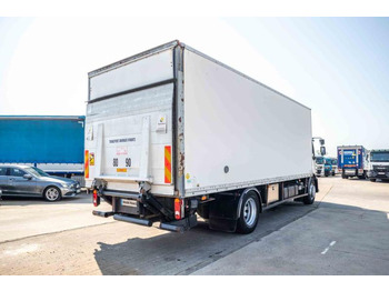 Camião frigorífico Renault MIDLUM 280DXI+POUSSIN/CHICKEN/KUIKEN/KÛKEN: foto 3 Camião frigorífico Renault MIDLUM 280DXI+POUSSIN/CHICKEN/KUIKEN/KÛKEN: foto 3