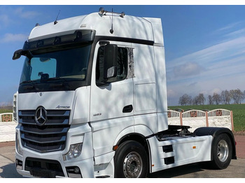 Tractor MERCEDES-BENZ Actros 1845