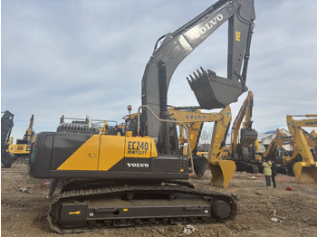 Escavadora de rastos VOLVO EC240