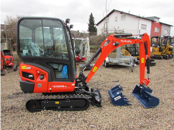 Mini escavadeira KUBOTA KX019-4