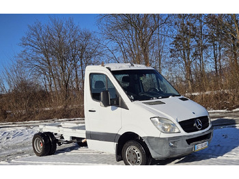 Camião chassi MERCEDES-BENZ Sprinter 519