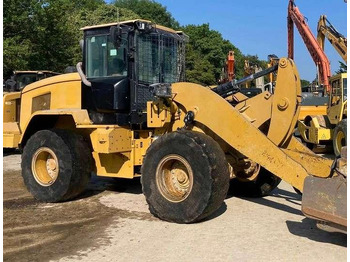 Pá carregadora de rodas CATERPILLAR 938M