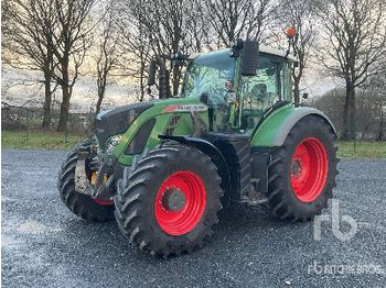 Trator FENDT 724 Vario