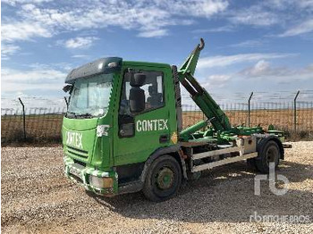 Camião transportador de contêineres/ Caixa móvel IVECO