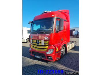 Tractor MERCEDES-BENZ Actros 1845