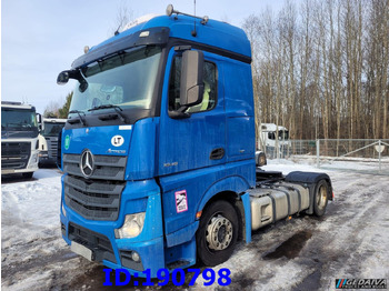 Tractor MERCEDES-BENZ Actros 1845