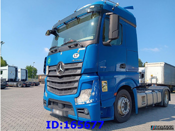 Tractor MERCEDES-BENZ Actros 1845