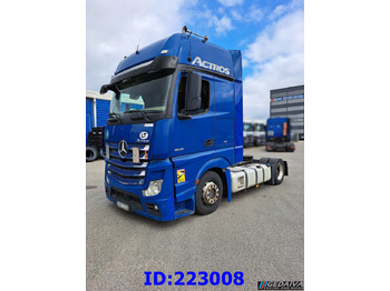 Tractor MERCEDES-BENZ Actros 1845