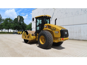 Compactador Caterpillar CS10GC: foto 4