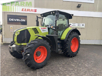 Trator CLAAS Arion 630