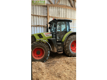 Trator CLAAS Arion 610