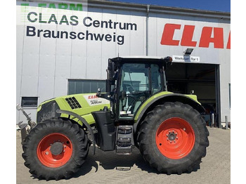 Trator CLAAS Arion 650