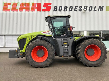 Trator CLAAS Xerion 5000