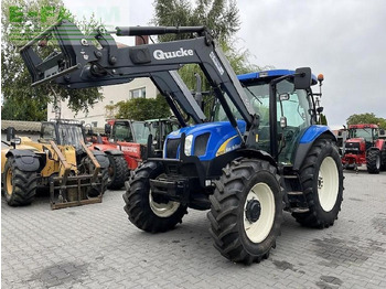 Trator NEW HOLLAND T6000