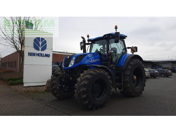 Trator NEW HOLLAND T7