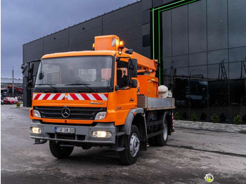 Caminhão com plataforma aérea MERCEDES-BENZ Atego 1018