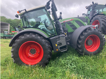 Trator FENDT 724 Vario