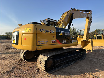 Máquina de construção CATERPILLAR 320DL