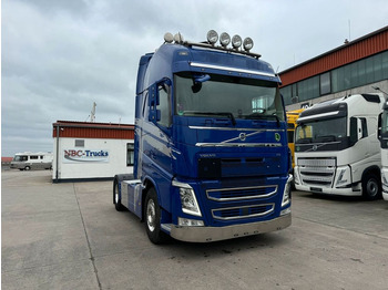 Tractor VOLVO FH 540