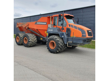 Caminhão articulado DOOSAN DA30