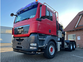 Camião de transporte de madeira MAN TGX 26.480