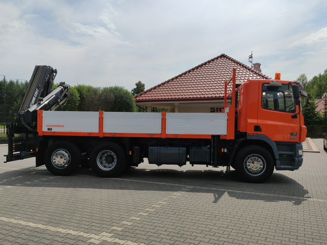 Camião de caixa aberta/ Plataforma, Camião grua DAF CF 85.380 6x2 Oś Skrętna Skrzynia HDS HIAB 220C + Pilot: foto 9