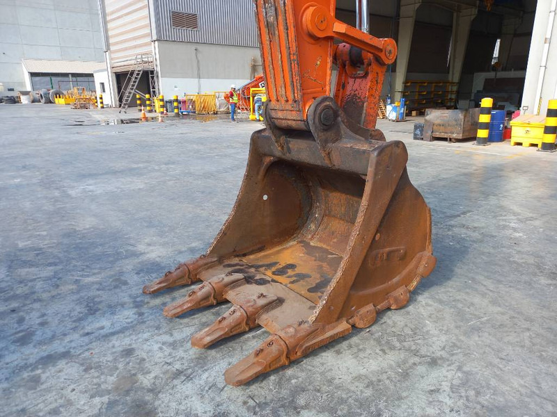 Escavadora de rastos Hitachi ZX 350H-5G (Abu Dhabi): foto 8