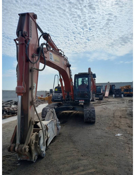 Escavadora de rastos Hitachi ZX220 LC (Abu Dhabi): foto 7