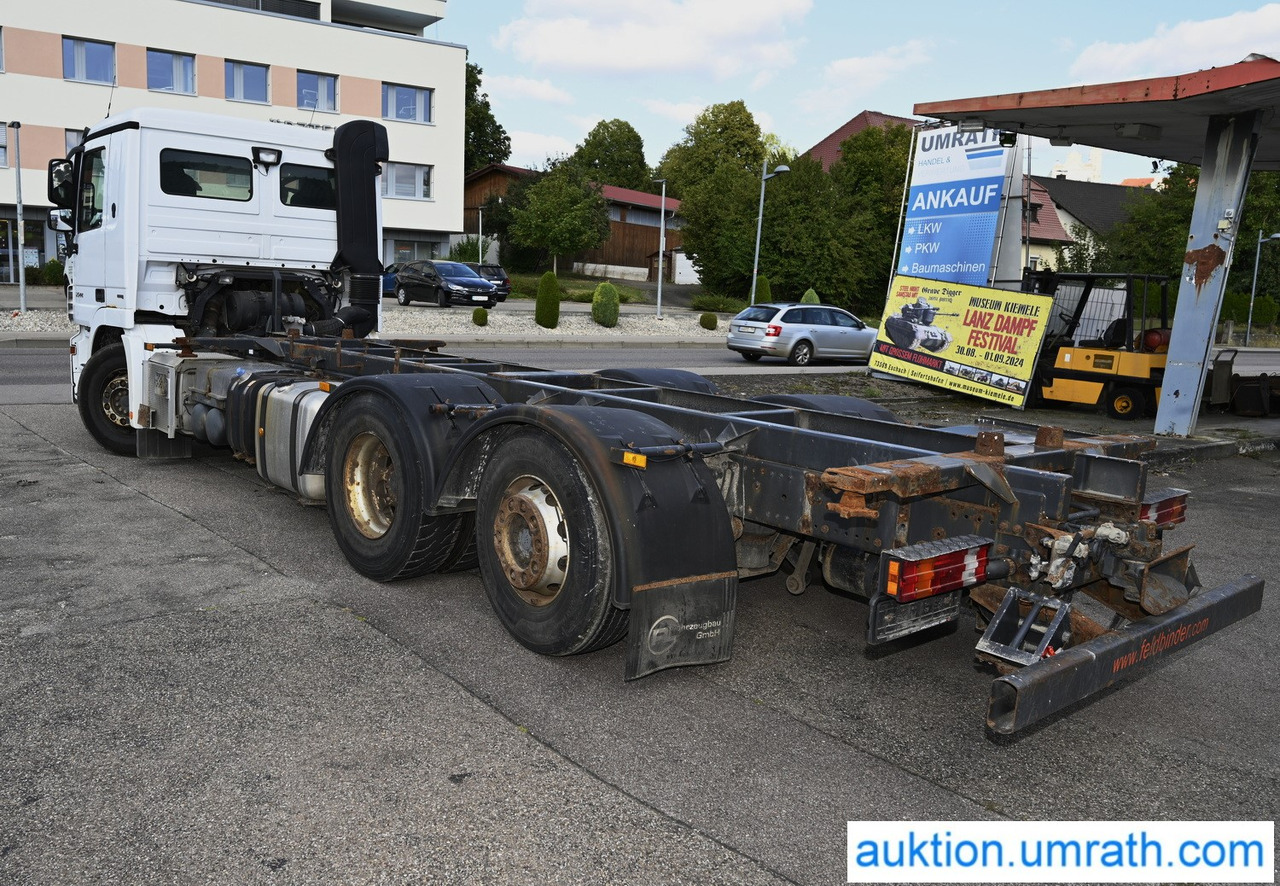 Leasing de MERCEDES-BENZ Actros 2544 BDF MP3 Euro 5 Retarder Klima MERCEDES-BENZ Actros 2544 BDF MP3 Euro 5 Retarder Klima: foto 8