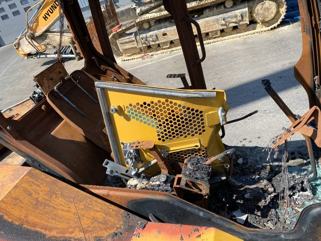 Escavadora de rastos CAT CAT 308 CR avec Certificat CE Origine Française: foto 50